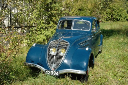 Peugeot 302